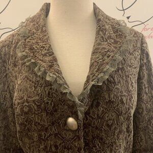 Papillon. Size Medium. Lined, Long Sleeve, Tapestry Style Coat. Lace. WTC